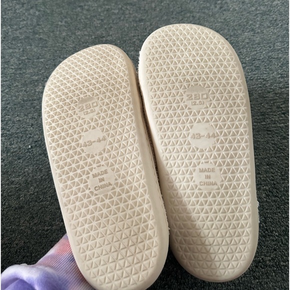 Evil Eye Slippers - Picture 6 of 6